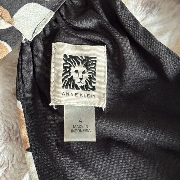 EUC Anne Klein Polka Dot Maxi Dress with Bow Accent Size 4 - Picture 7 of 10